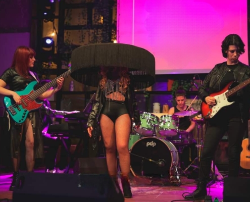 2024-02-17-18-40-08-270